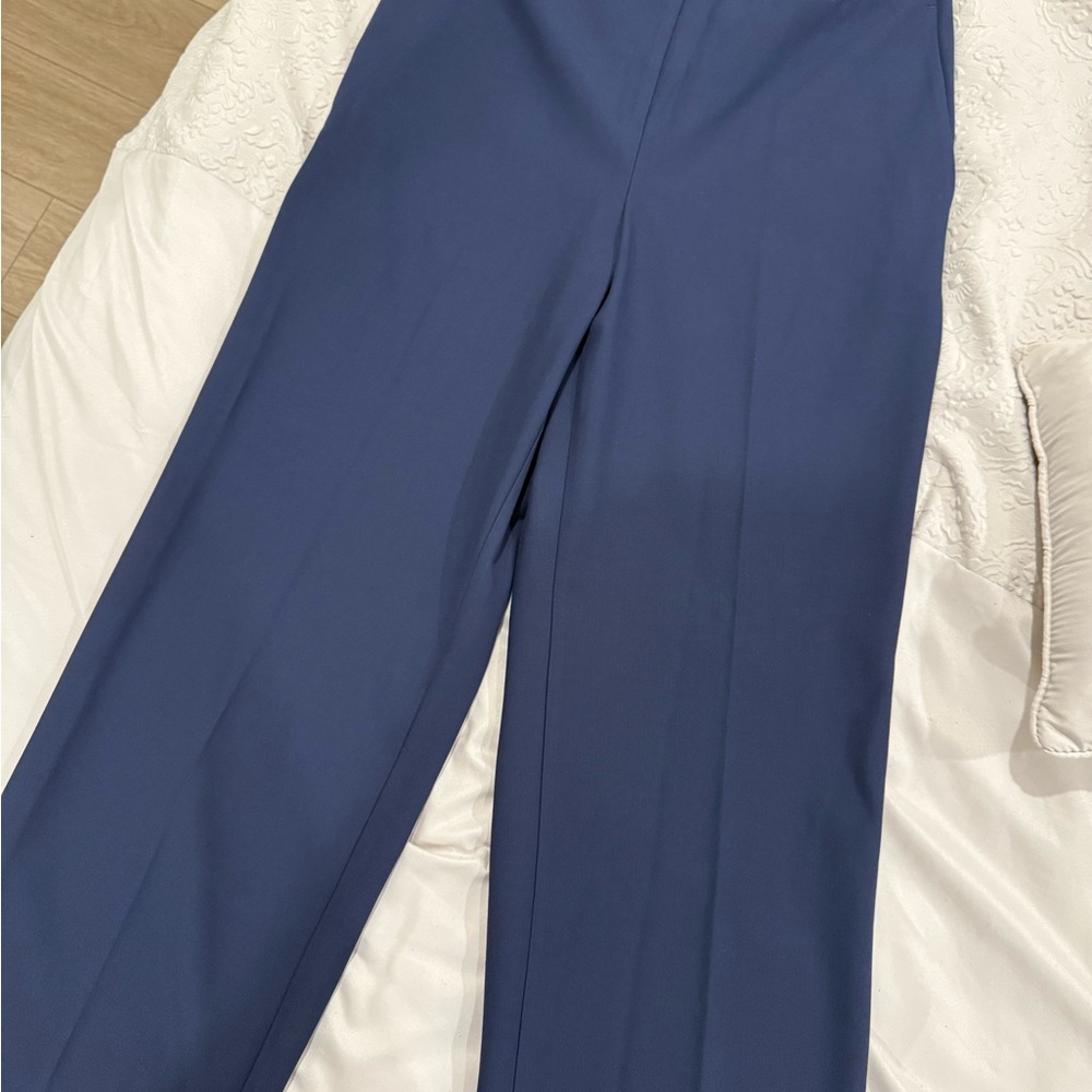 Ann Taylor Side-Zip Straight Pant in Bi-Stretch